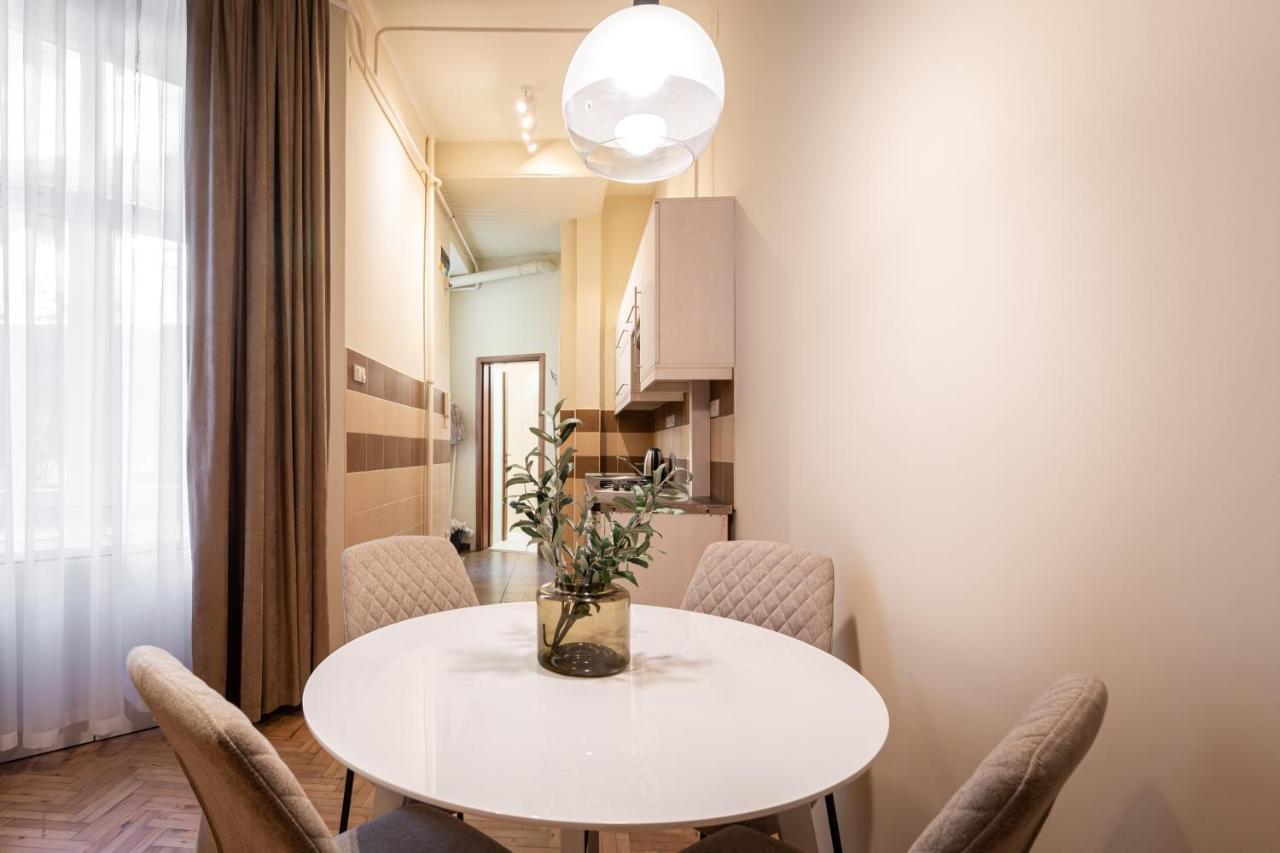K7 - Boutique Apartments, Best Location. By Bqa Budapest Exterior foto